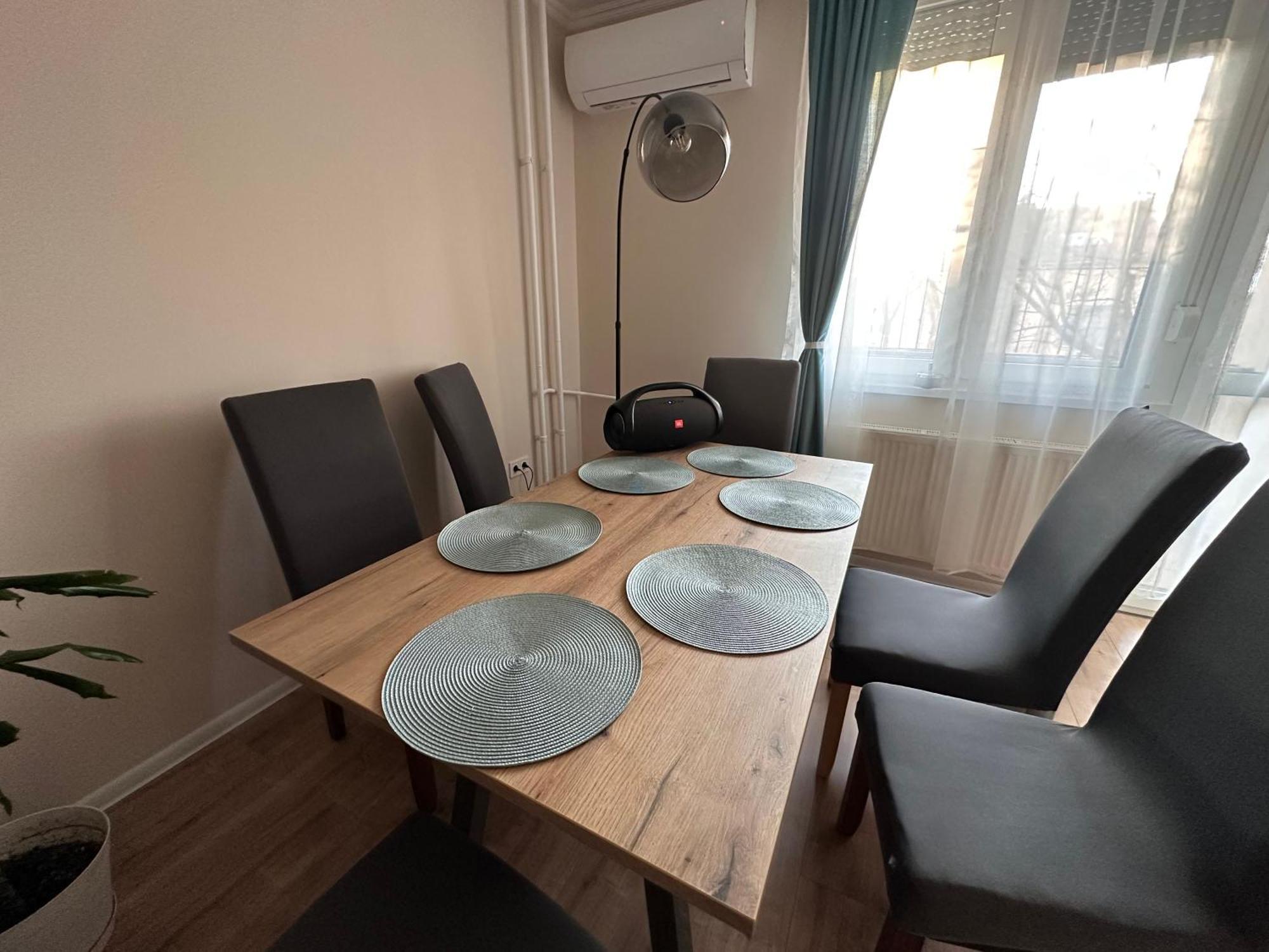 Deer Apartman *